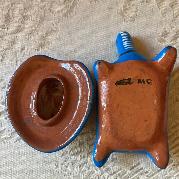 Hand-painted , signed, Mexican folk art terra cotta turtle tortoise trinket box - Picture 13 of 16